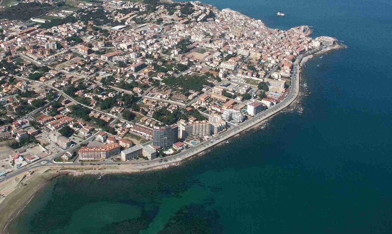 Puig Sureda - Apartamentos L' Escala Buitenkant foto