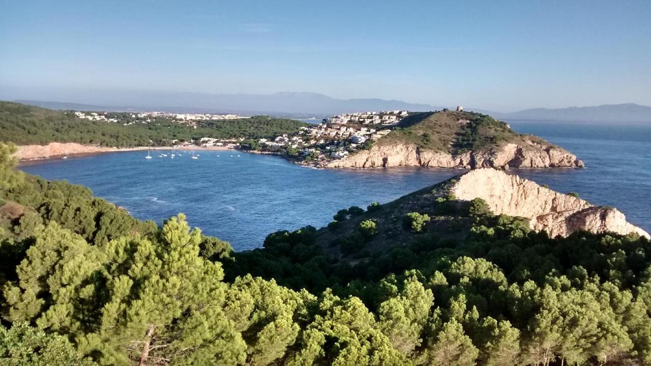 Puig Sureda - Apartamentos L' Escala Buitenkant foto