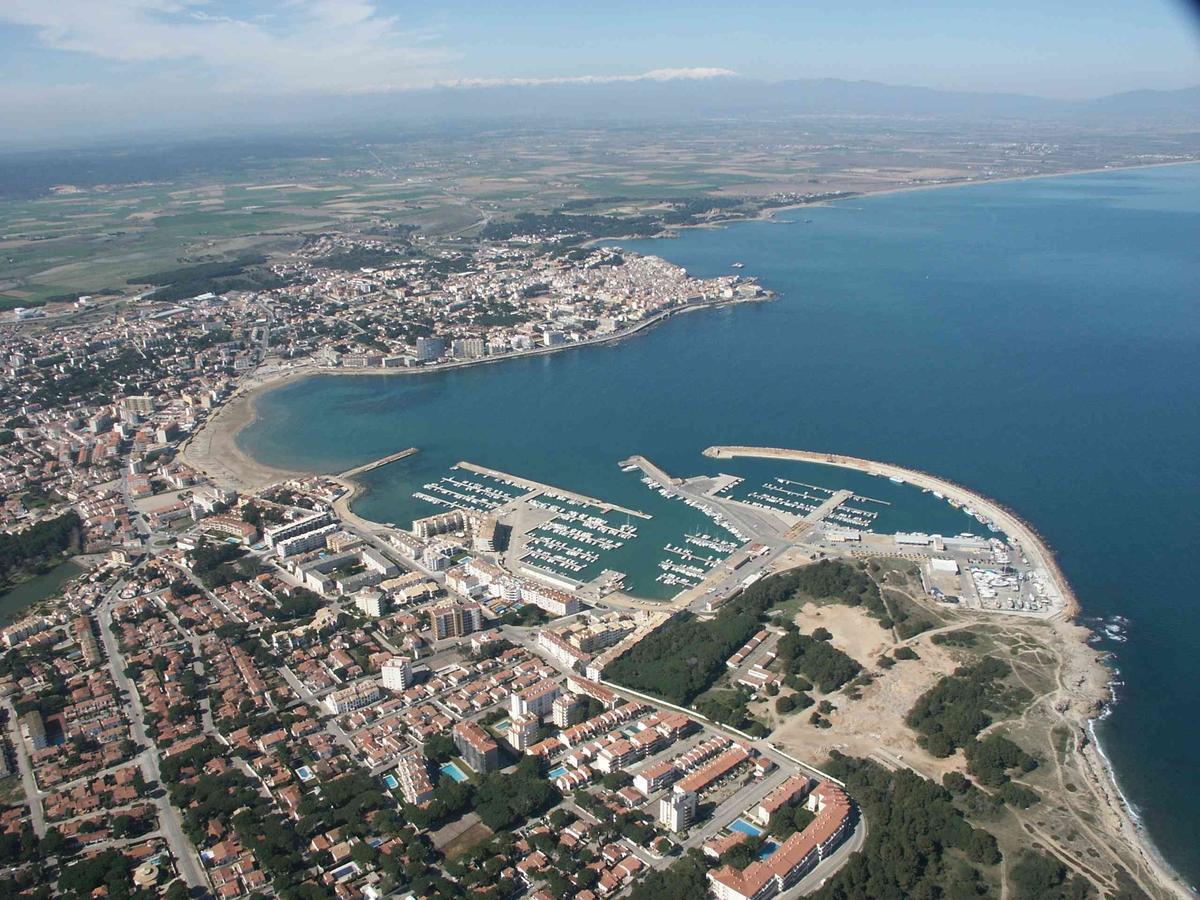 Puig Sureda - Apartamentos L' Escala Buitenkant foto