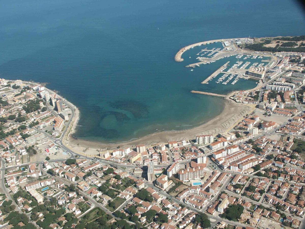 Puig Sureda - Apartamentos L' Escala Buitenkant foto