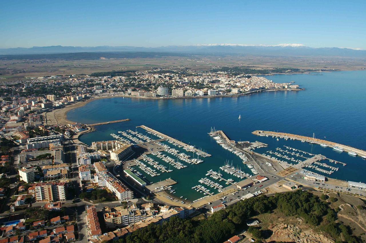 Puig Sureda - Apartamentos L' Escala Buitenkant foto